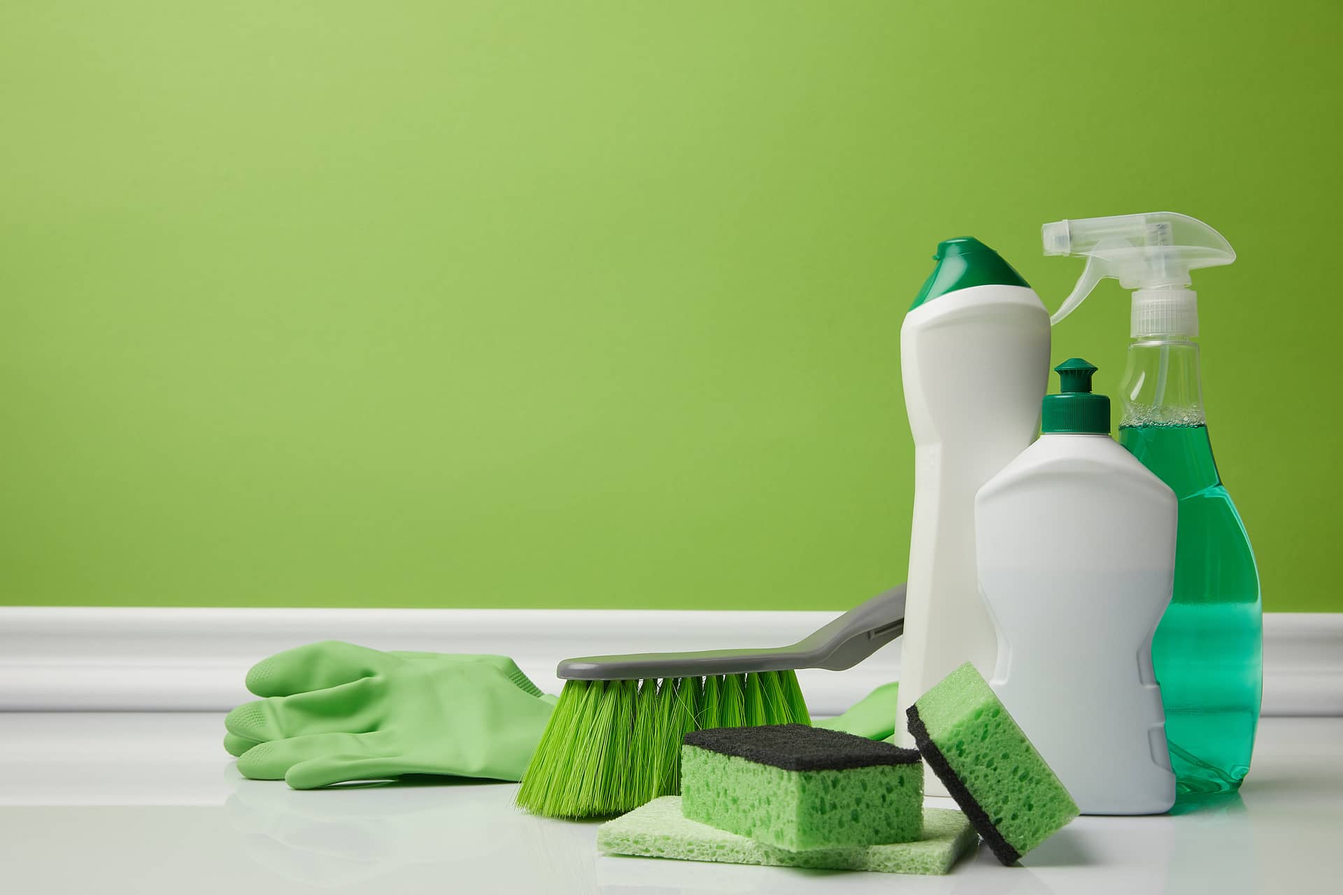 everything-you-should-know-about-green-cleaning-products-blog